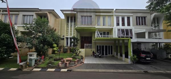 Dijual Cluster Luas Semi Furnish di Grand Wisata Bekasi 