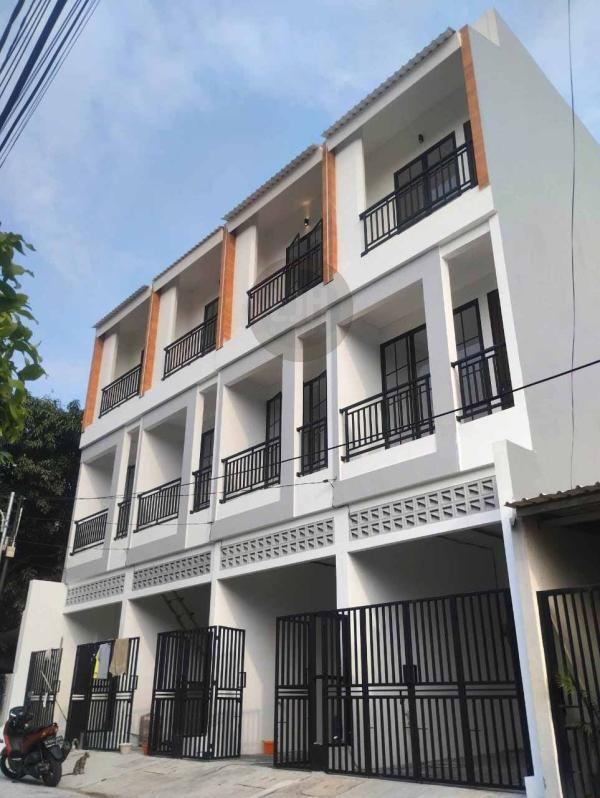 Rumah Baru 3 Lantai Interkota Residence Cengkareng – Minimalis Modern, Dekat Tol