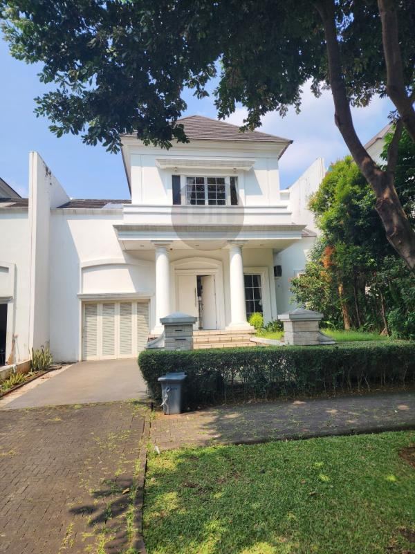 Disewakan Rumah De Park Cluster De Maja BSD City Semi Furnished