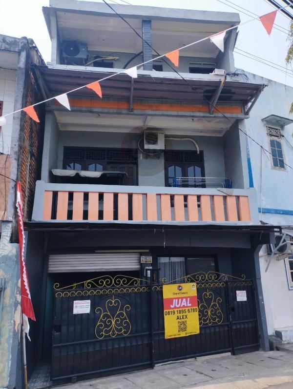 Dijual Rumah 3 Lantai di Jakarta Utara 