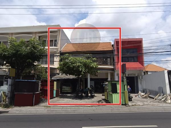 Shophouse for sale at  Jl. gunung Agung, Denpasar, Strategci location, well maintained, bussy area, close to SMPN 2 Denpasar