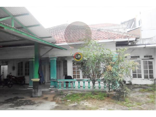 Rumah di Letjen Suprapto Ungaran Jawa Tengah