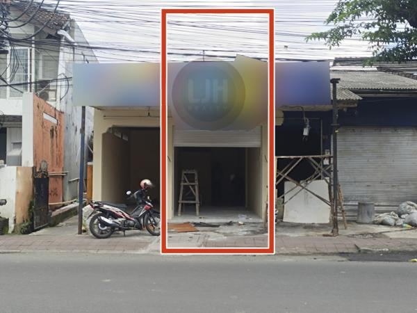 Shop for rent at Canggu, strategic location, only 2 km to Berawa and Umalas area, suitable for business