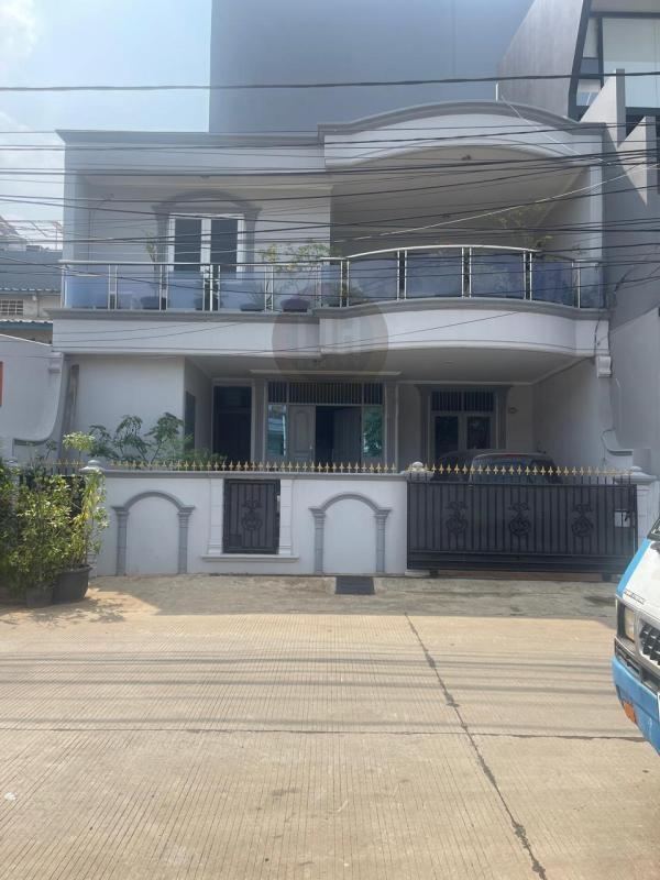 Dijual Rumah di Tarian Raya Timur, Kelapa Gading, Jakarta Utara