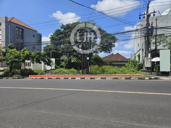 Land for sale at Kediri, tabanan, srategic location, location in main road, close to Puri Bunda Hospital