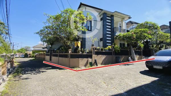 House for rent at Dalung, strategic location, well maintained, close to Puspem Badung