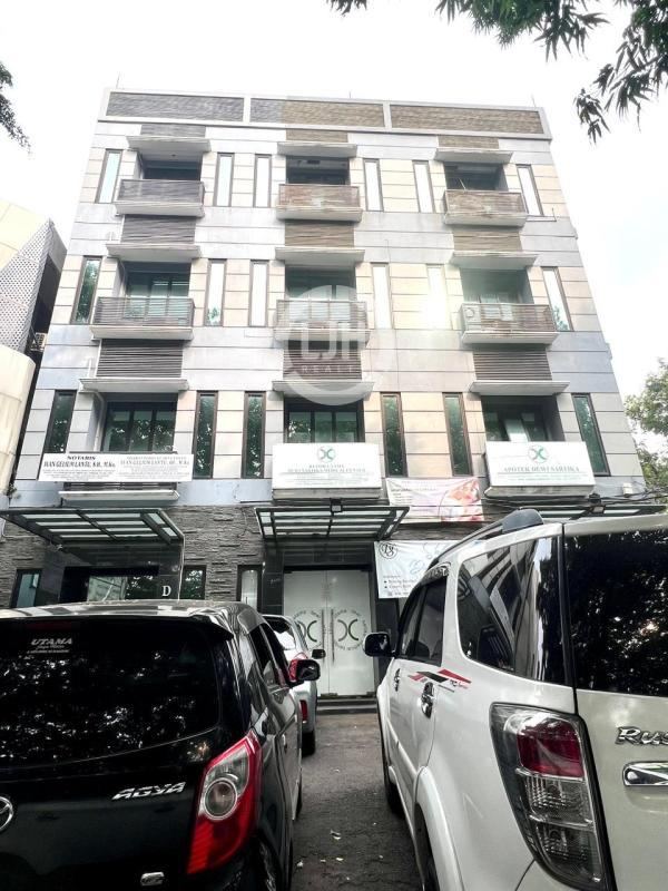 Gedung Kantor Strategis di Setiabudi Jakarta Selatan – 3 Unit Ruko, 4 Lantai