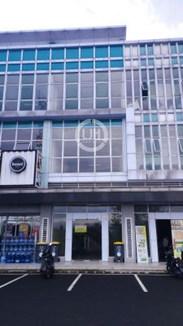 Ruko 3 Lantai, Parkir Luas Tidak Berbayar, Cocok dijadikan Kantor, Klinik, Maupun Kuliner, Hanya 3 Menit Menuju Mall Summarecon, Pintu Tol Summarecon, Bandung