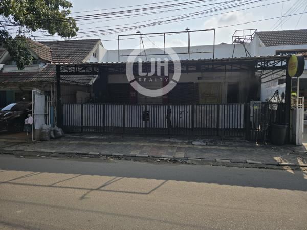 Dijual Rumah Usaha Kencana Loka BSD City