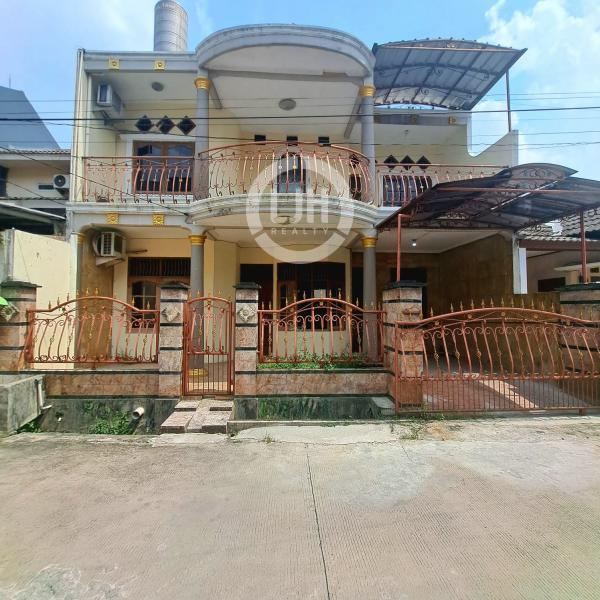 Dijual Rumah 2 Lantai di Vila Nusa Indah 2 Bogor 