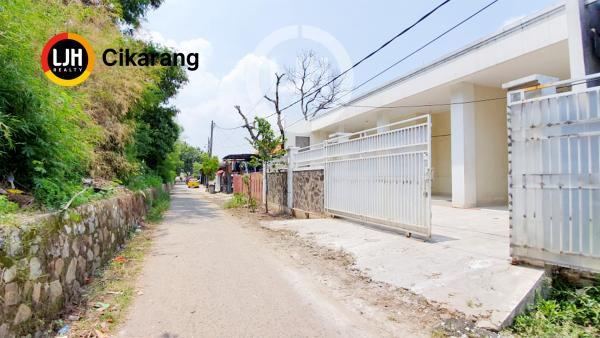 Dijual Rumah Luas 3 Kamar Tidur di Jl Merak Jababeka Cikarang