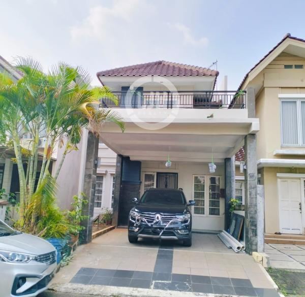 Rumah Cantik Dalam Cluster di Legenda Wisata, Cibubur, Bogor.