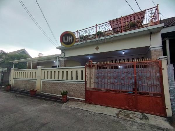 Dijual Rumah Luas 2 Lantai di Pondok Gede Houshing 2 Bekasi 