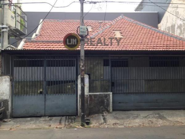 Rumah Ampasit cideng jakarta Pusat belakang Mcd hitung tanah