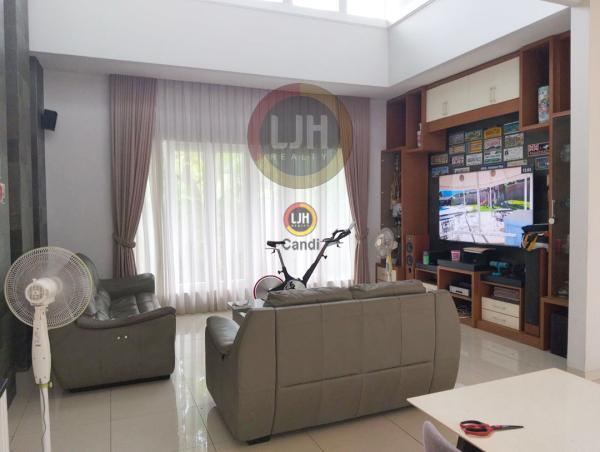 Rumah di Palm Hills Papandayan Semarang
