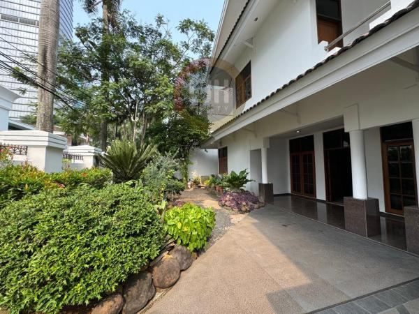 Dijual Rumah Mewah Karang Asem Raya Kuningan Jakarta Selatan