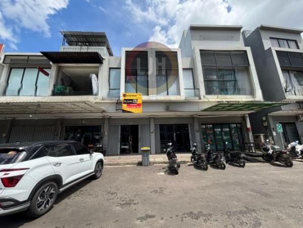 Ruko Grand Wisata 2 Lantai Siap Pakai Parkir Luas Dan Tidak Berbayar Cocok Untuk Kantor, Resto dan Salon Kecantikan Akses Langsung Tol Tambun Grand Wisata Bekasi