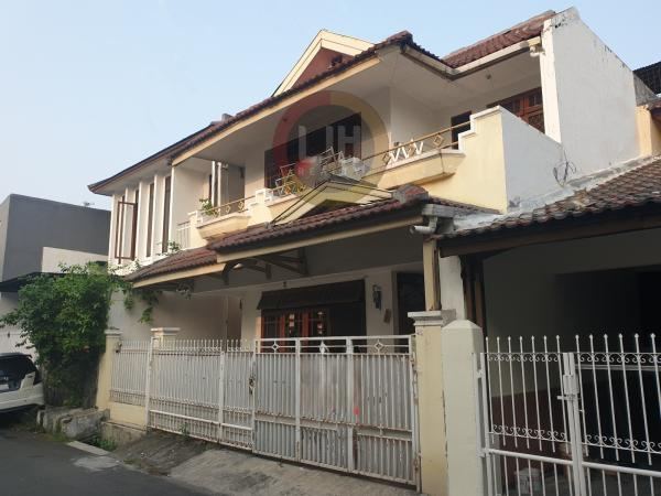 Rumah di Pulomas Jakarta Timur Lokasi Strategis 