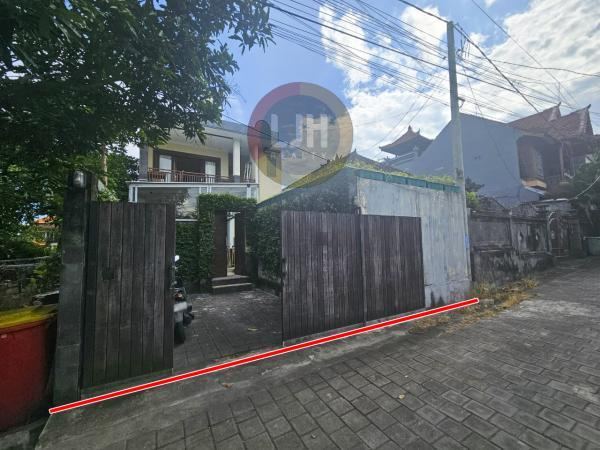 2 bedrooms villa for rent at Tibubeneng, Canggu, strategic location, close to Atlas Beach Club