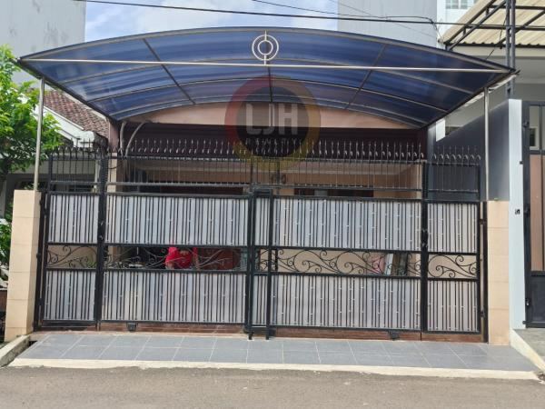 Disewakan Rumah di Janur Asri kelapa Gading Jakarta Utara