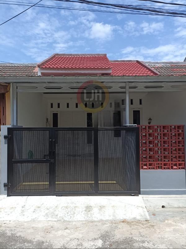 Rumah Siap Huni Dalam Cluster di Perumahan Grand Wisata, Bekasi Timur