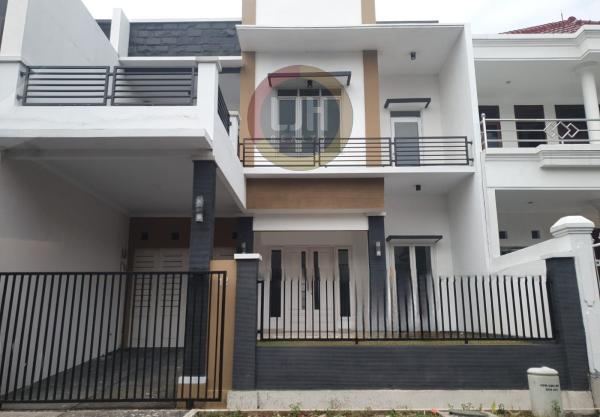 Rumah Siap Huni di Perumahan Raffless Hills Cibubur, Kota Depok