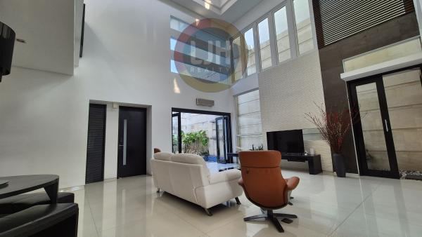 Rumah Super Mewah Design Khusus di Bukit Gading Mediterania Kelapa Gading Jakarta Utara 