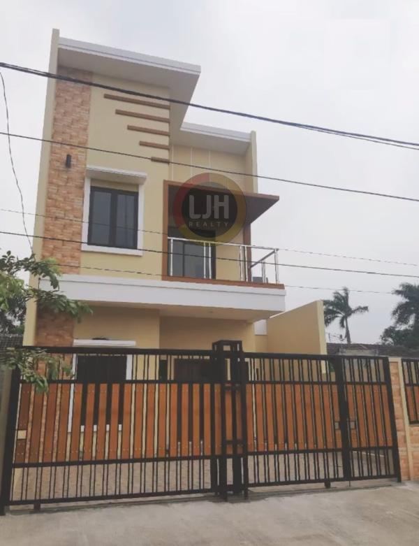 Unit Terbatas! Rumah 2 Lantai di Serdang Asri  dengan Harga Menarik