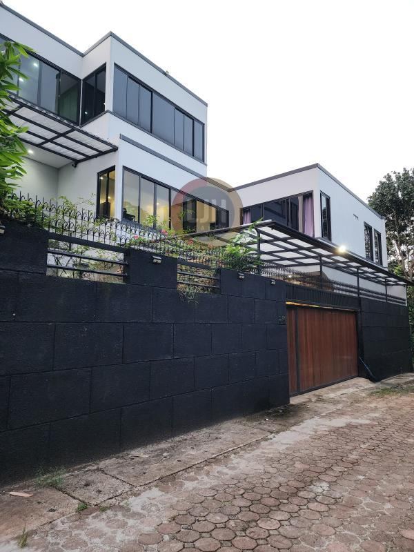 Rumah Asri dan Bagus di Gandul dekat Tol Brigif
