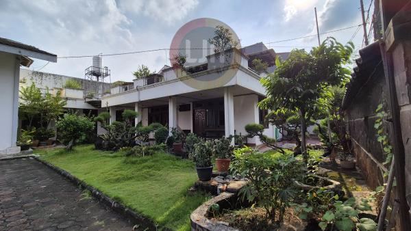 Rumah Tua Hitung Tanah di kelapa Puyuh Kelapa Gading Jakarta Utara, Tanah Luas Posisi Hook