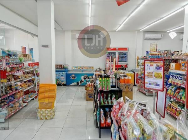 Shophouse In Main Road A Yani, Singaraja, Buleleng, Close to Penimbangan Beach