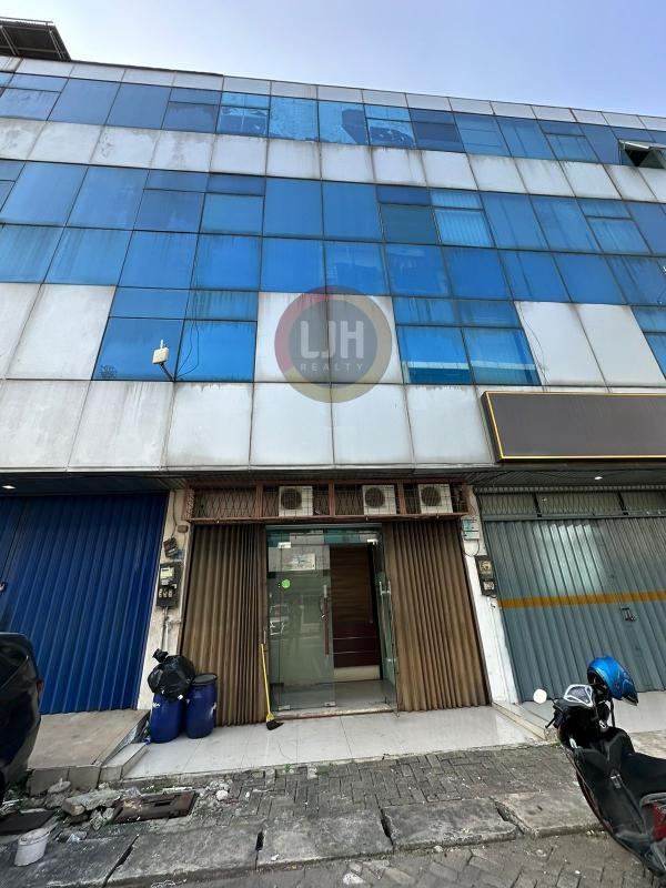 Disewakan Ruko di Plaza Pasifik Kelapa Gading Jakarta Utara 