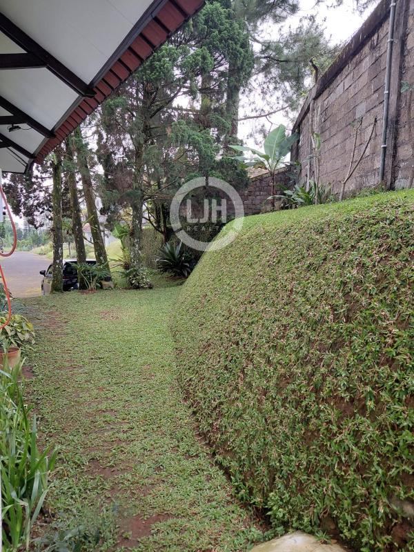 Rumah Siap Huni Di Villa Bougenville Area Puncak