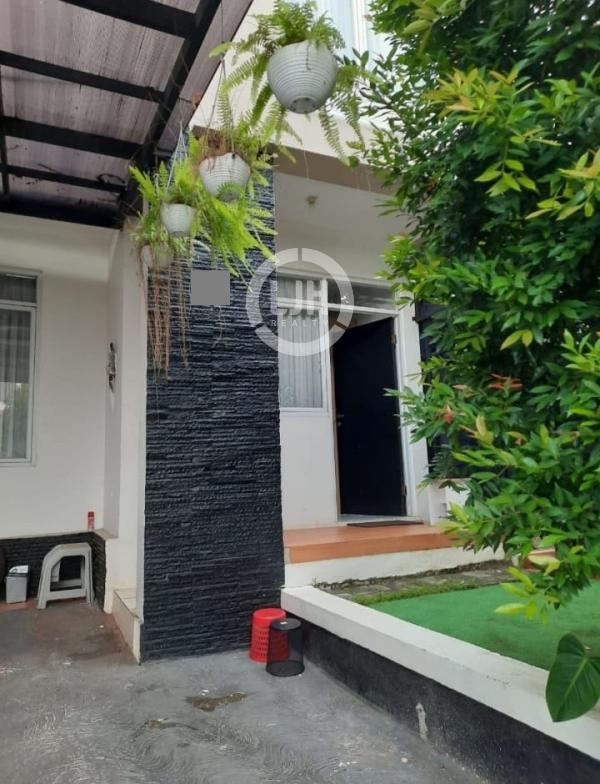 Rumah dengan lokasi strategis di residence one ciputat