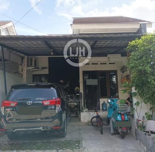 Rumah cantik dalam kompleks permata green cinere