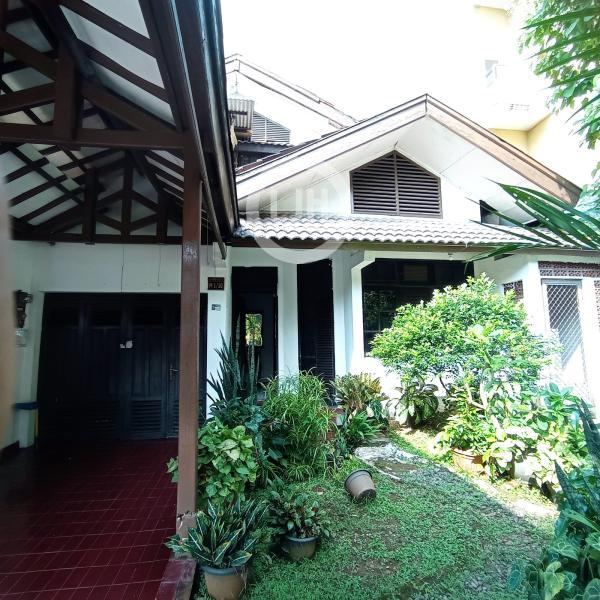 Jual Rumah Asri Bebas Bising di Cipinang Indah Jaktim