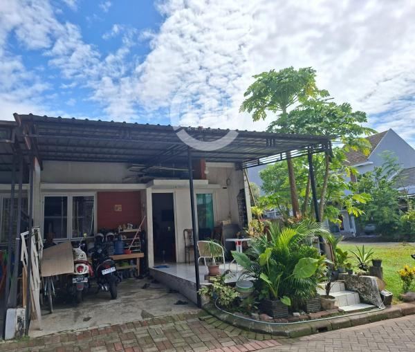 Dijual Cepat Rumah di Royal Spring Hertasning Baru