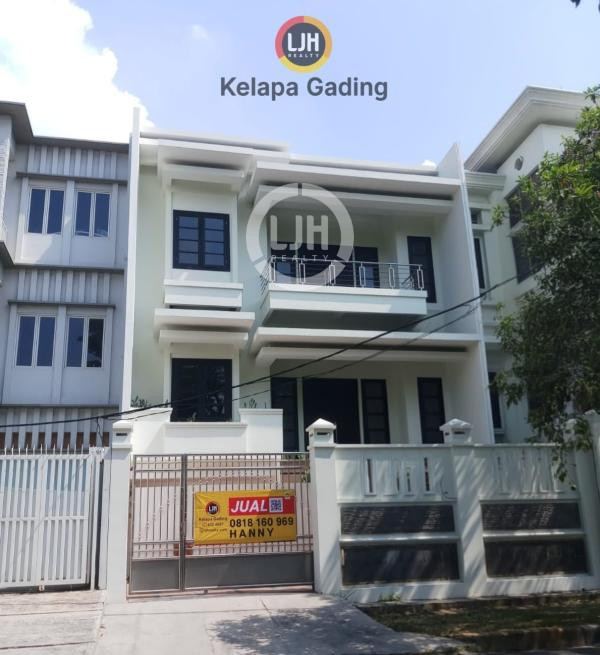 Dijual Ruang Usaha 3 Lantai di Mitra Gading Villa, Kelapa Gading, Jakarta Utara