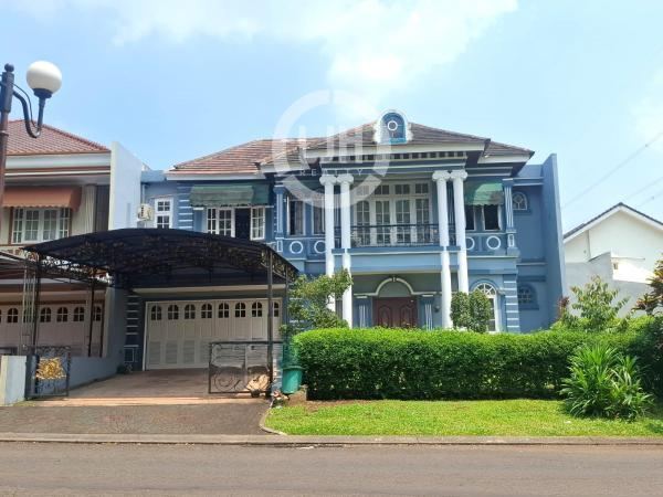 Rumah Boulevard Posisi Strategis di Legenda Wisata, Cibubur, Bogor.