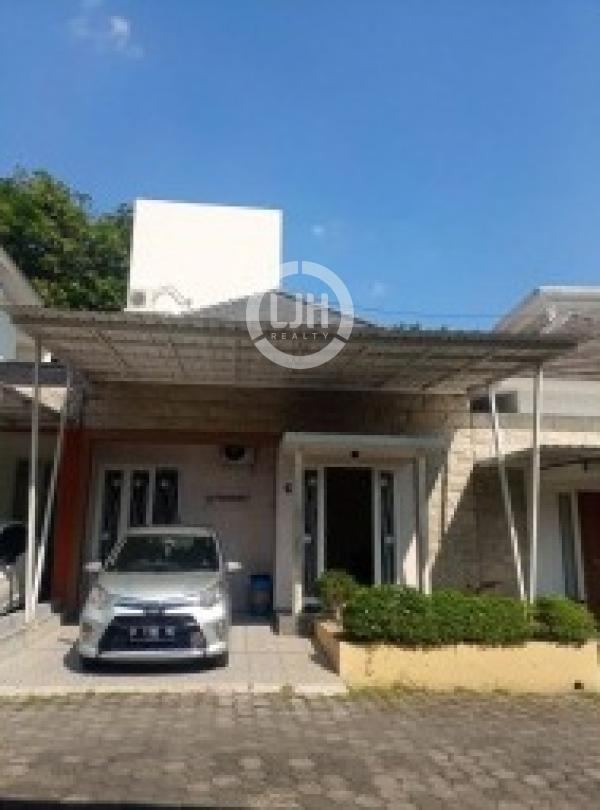 Rumah di Eagle Hills, Mangunharjo
