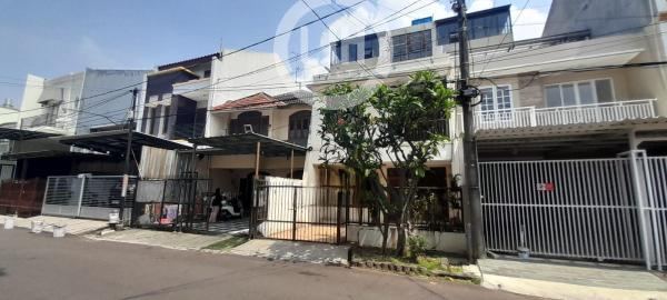Rumah Lokasi Strategis di Janur Asri, Kelapa Gading, Jakarta Utara