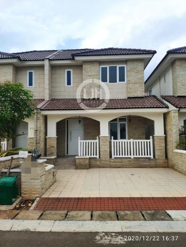 Rumah 2 Lantai Murah di Sakura Regency Bekasi