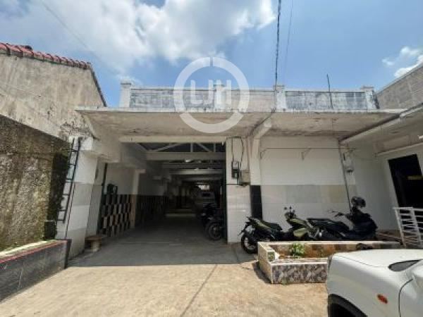 Gudang atau Workshop Mustikasari, Luas 1,300M2, SHM, Cocok di Jadikan Tempat Penyimpanan Barang, Mustikajaya Bekasi