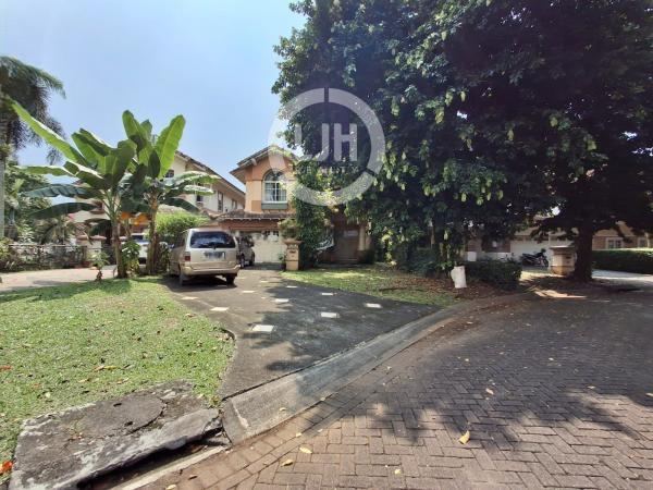 Rumah Dijual di Telaga Biru, Cluster Taman Mediterania Golf, Tangerang Banten
