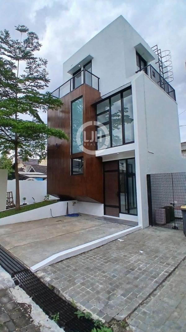 Rumah Cantik di Balcony Park Residence, Bandung, Jawa Barat