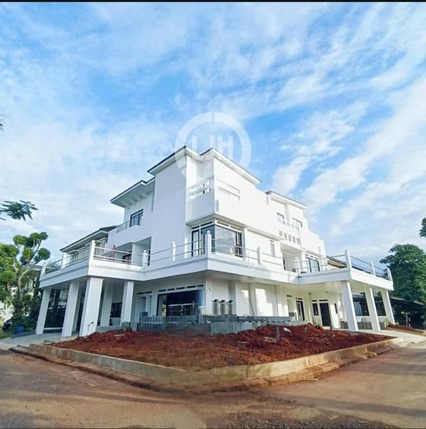 Rumah Posisi Hook Di Sutera Buana Alam Sutera