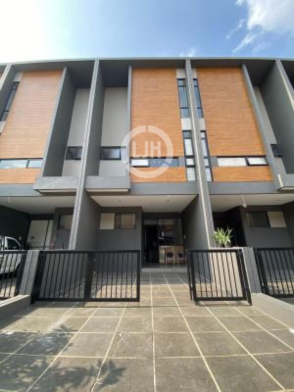 Dibawah Harga Pasar Rukan Garden Hous Cocok Dijadikan Office dan Tempat Tinggal Luas 110M² Parkir Tidak Berbayar bisa KPR Grand Wisata