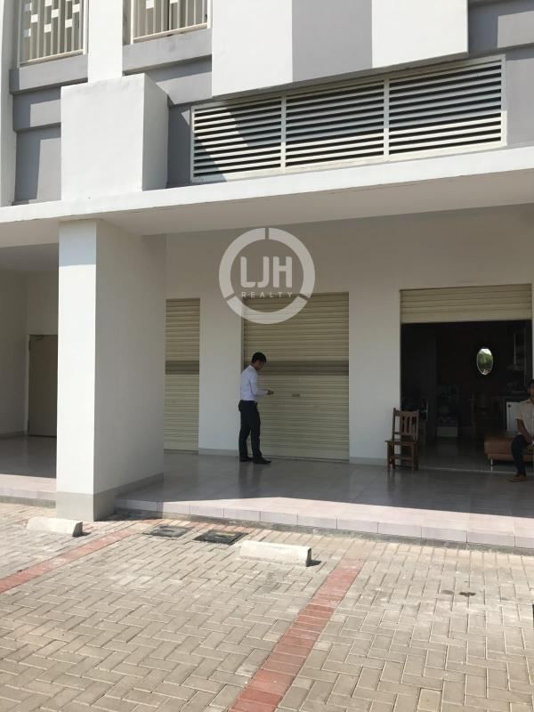 Ruko Disewakan di Apartemen Springlake, Bekasi, Jawa Barat