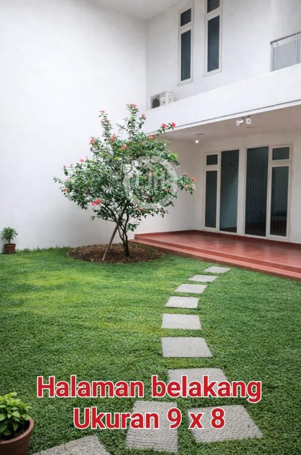 Rumah Nyaman 2 Lantai di Taman Modern, Cakung, Jakarta Timur
