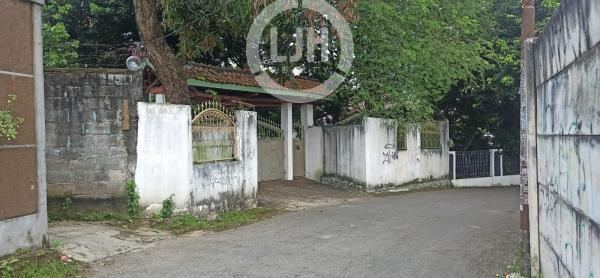 Rumah Dengan Tanah Besar di Jatibening Bekasi 